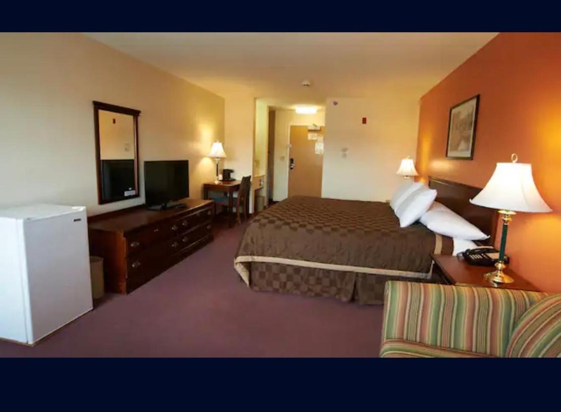 Coos Motor Inn Lancaster Eksteriør bilde