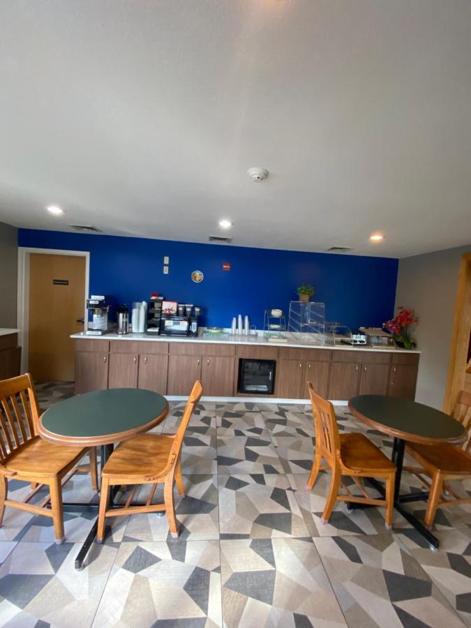Coos Motor Inn Lancaster Eksteriør bilde